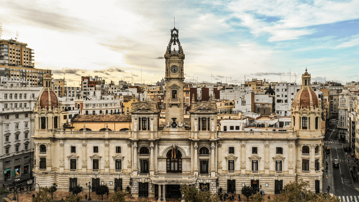 Valencia aprobará una rebaja de impuestos y tasas municipales en 2024