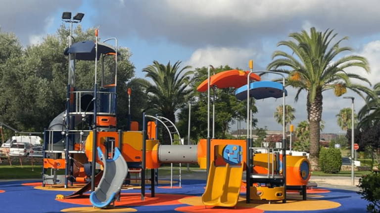 paterna mejoras parques infantiles