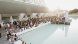 un lago de conciertos ciudad de las artes y las ciencias valencia