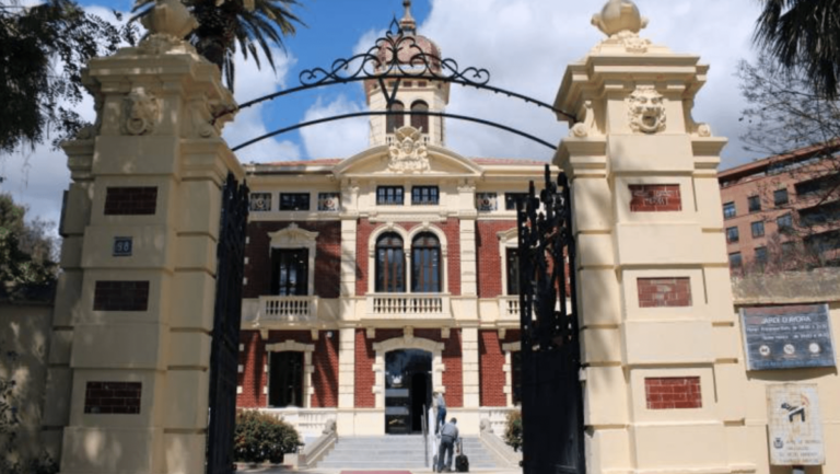 Universitat Popular de Valencia