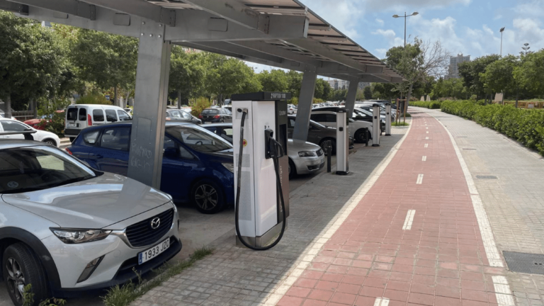 valencia recarga vehiculos electricos