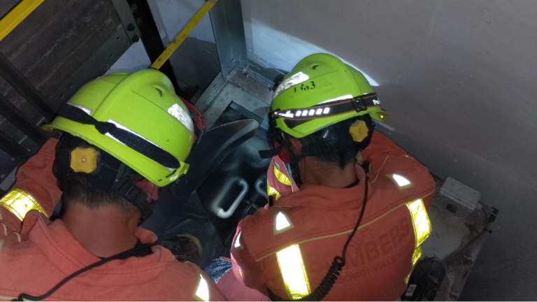 bomberos valencia ascensores apagon