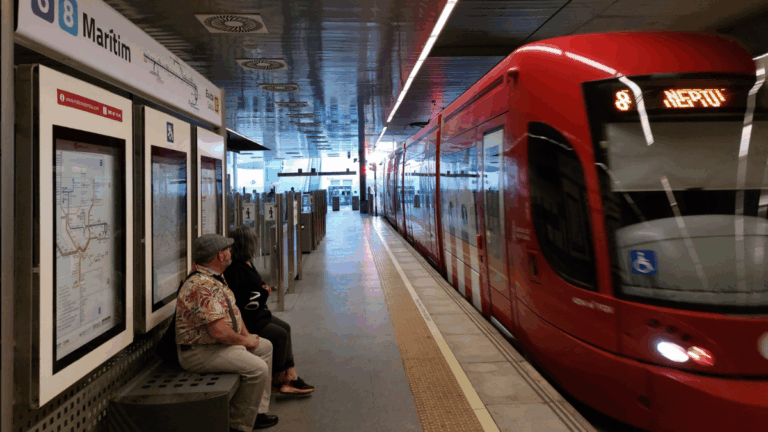corte tranvia cadena marítim valencia