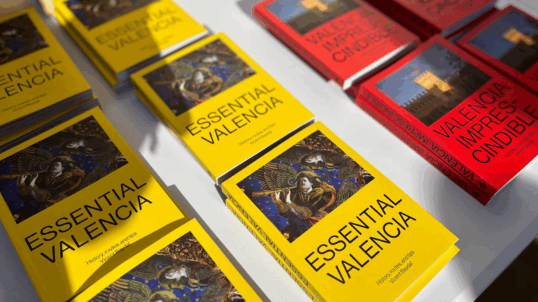 libro valencia imprescindible guia
