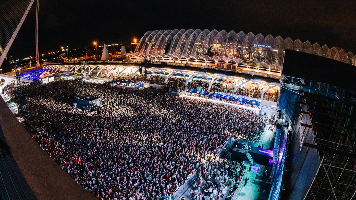 El Festival de Les Arts cancela su segunda jornada tras superar los límites de ruido