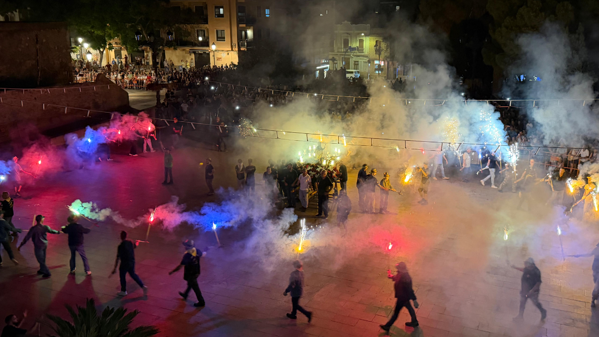 Burjassot llena de tradición su celebración del 9 d’Octubre